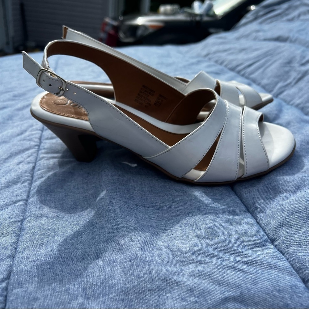 Solos by Softspots White Neima Sling Back Heeled Sandals Size 10